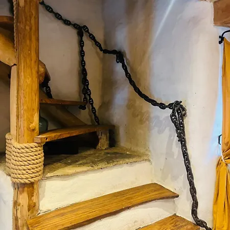 Charming House With Sea View Emily In Vakantiehuis